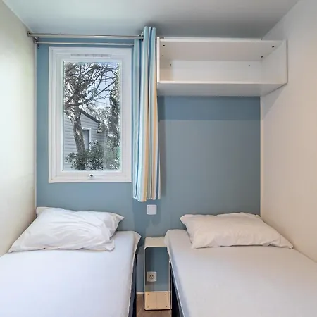 Ferienhaus Mobilhomelaco34 *