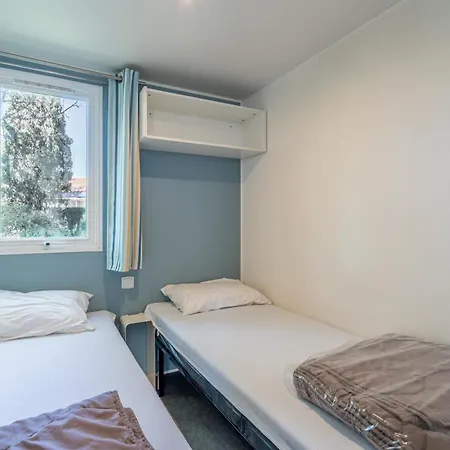 Mobilhomelaco34 Ferienhaus Vendres